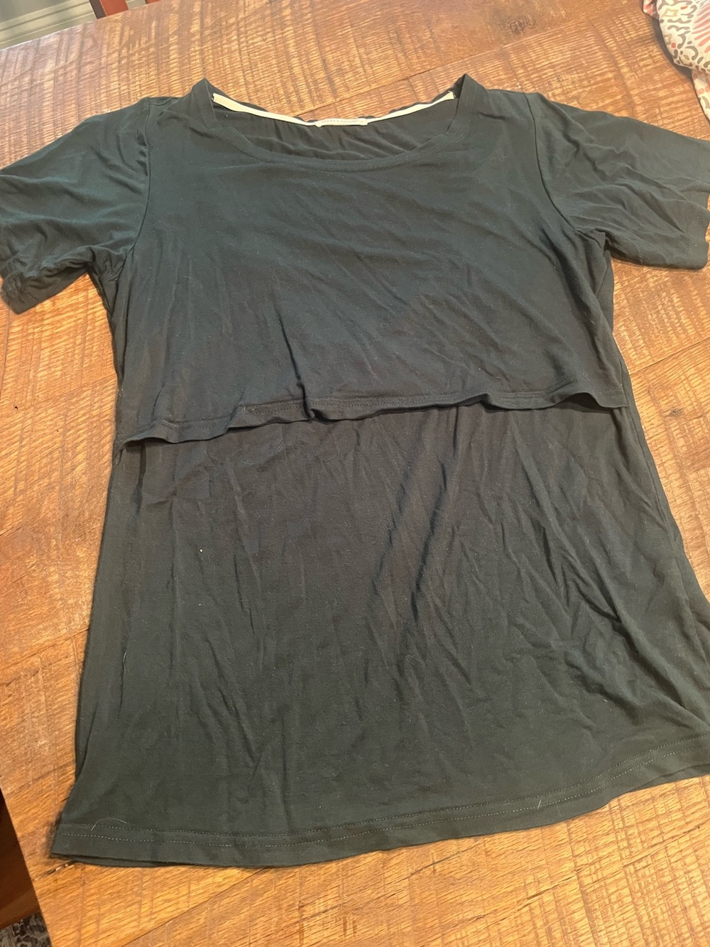 Women’s Black Breastfeeding Short Sleeve Top